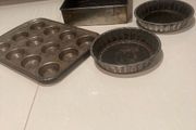 Vintage 70's Baking Tins