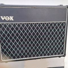 VOX  VT100 with AC30 face lift.