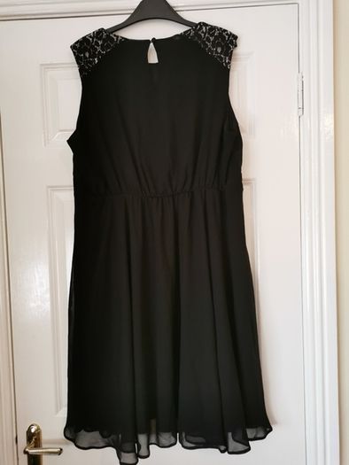 Fabulous Black Dress with Lace size 18