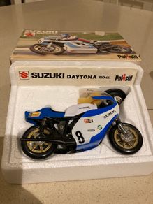 Suzuki Daytona Scale 1/15 Rare Made by Polistil