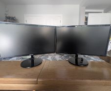 Samsung 22" Monitor Screens (2)