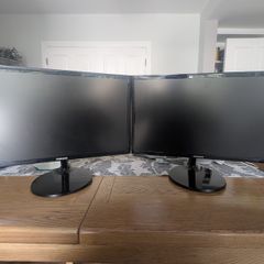Samsung 22" Monitor Screens (2)