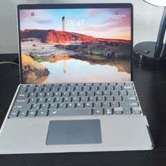 Microsoft Surface Pro 9 i5 8GB 256GB + Slim Pen + Boxed
