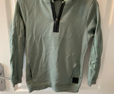 Boys hoodie , 10 to 11