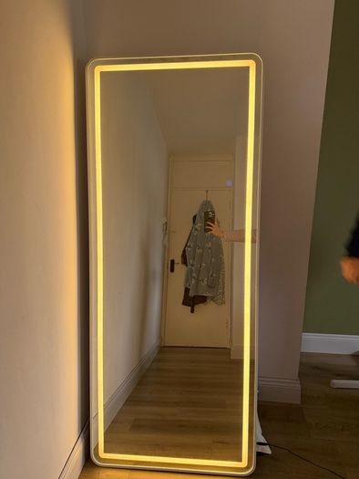 Led mirror