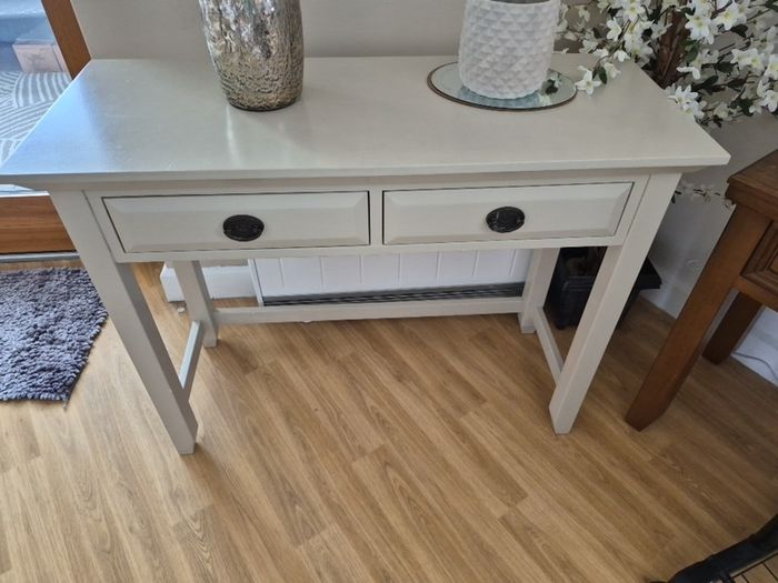 hall table