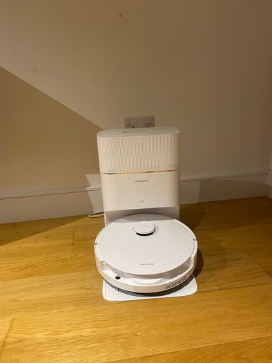 robot vacuum and mop