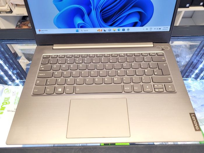 Lenovo ThinkPad 20SL 14" i5-1035G1 8GB 512GB HDMI and Type C ports, Windows 11 Pro Notebook