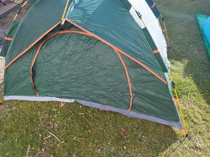Quick pup up tent