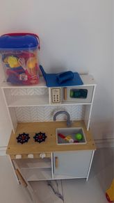 Play kitchen