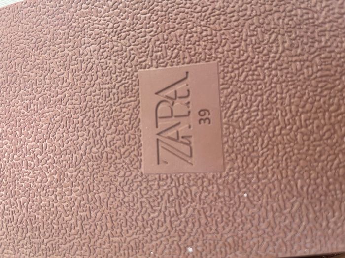 Zara Sandles, size 7 (39 eur) brand new