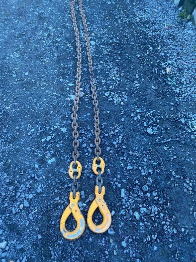 Heavy duty tow chain