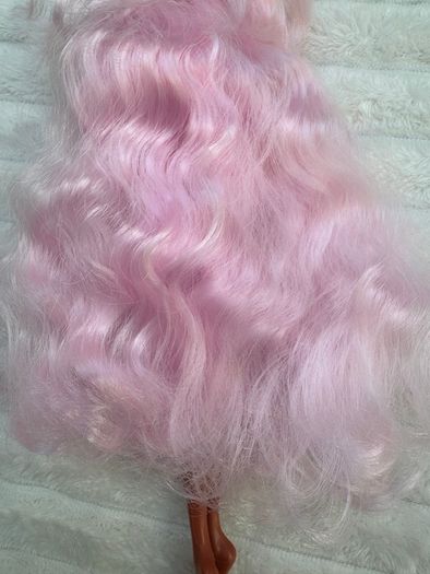 Hairdorables Hairmazing Prom Perfect Fashion Doll WIllow Just Play Pink Hair Used Please see photos