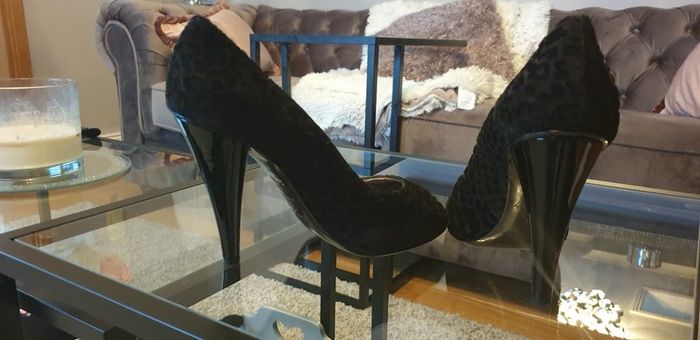 Genuine Dolce & Gabbana peep toe heels