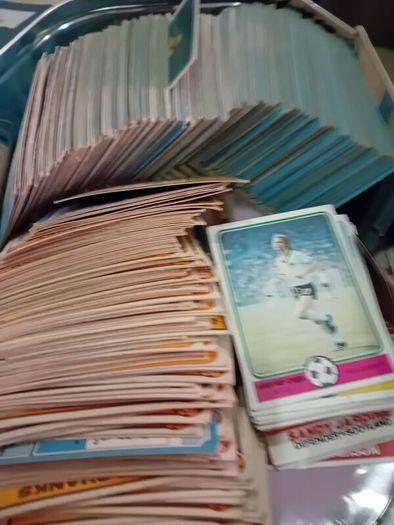 Topps  Trading Cards