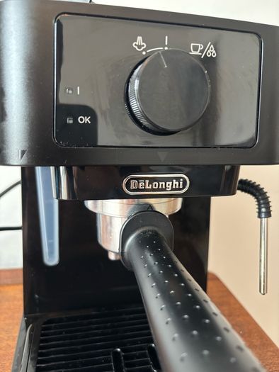 DeLonghi Stilosa Espresso Coffee Machine