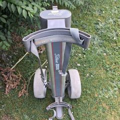 Titleist golf trolley