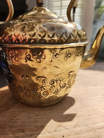 C100yrs old French kettle. Polished.