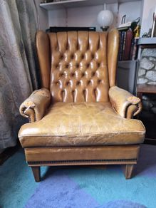 Vintage Chesterfield Leather armchair
