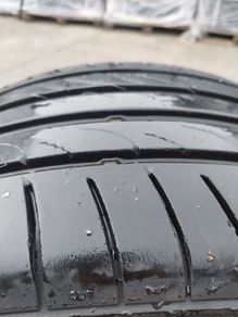 Run flat tyre 245/40ZRF19
