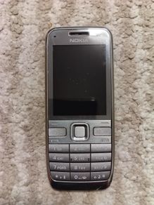 Nokia E52