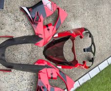 Kawasaki ZX-9R Fairings