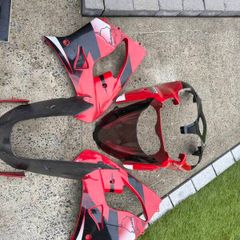 Kawasaki ZX-9R Fairings