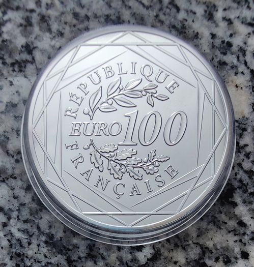 France 100 Euro Silver (.900) Uncirculated Coin 2025 - Earth - The Space Odyssey with Thomas Pesquet