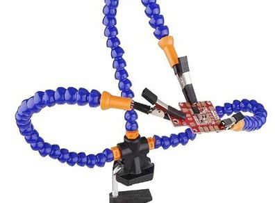 Soldering helping hands