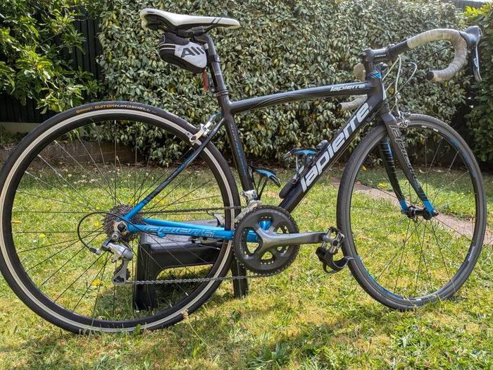 Road bike