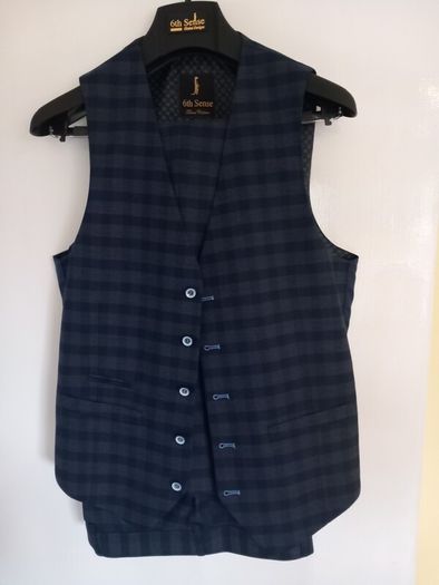 Mens check 3 piece suit reduced to 95  euro