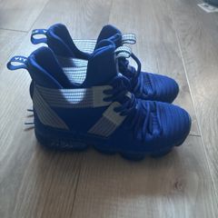 Basketball shoes size 2uk