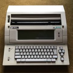 Retro, offline computing, Vintage smith corona word processor/typewriter for parts - rare in Europe