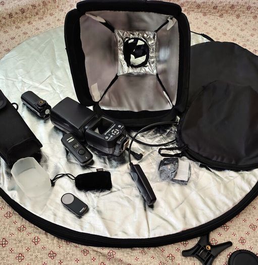 Canon Eso D600 Dslr Camera with 3 lenses and lots of extras