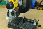 dewalt steel cutting saw with metal blade