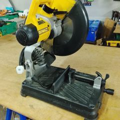 dewalt steel cutting saw with metal blade