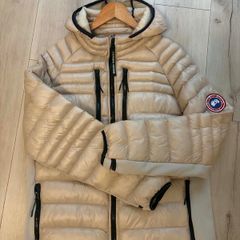 Canada Goose Cream Puffer Jacket
