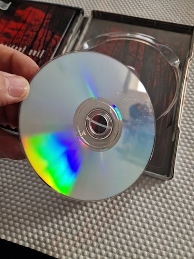 Resident Evil 4 Limited Edition Tin PlayStation2 Ps2 Games Original