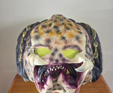 2007 Alien Vs Predator Mask