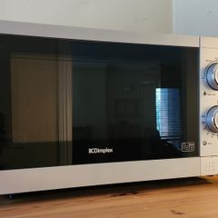 microwave Dimplex 20L Freestanding Silver Microwave (800W) Perfect Condition