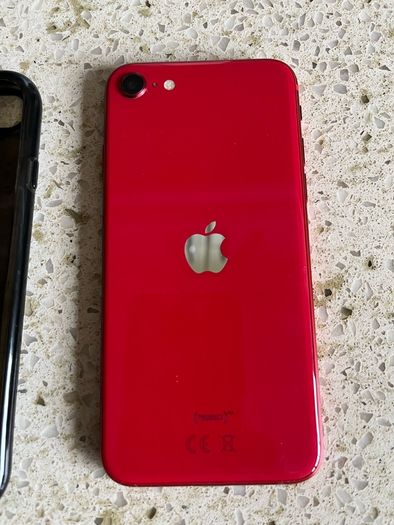 iPhone SE  64gb