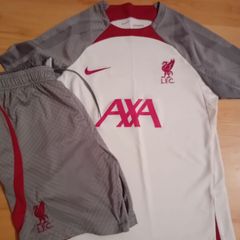 Nike Liverpool Kit Size L (12-13 yrs )