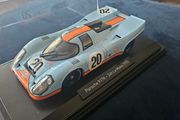 1/18 Porsche 917K (WITH Display Case)