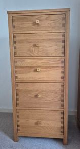 Solid oak chest of drawers