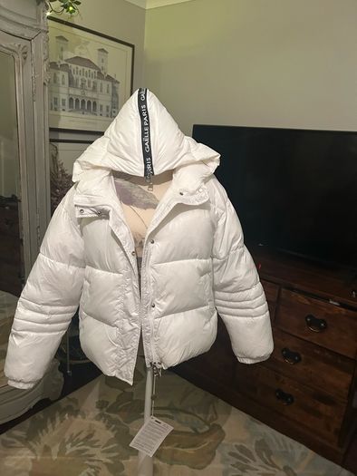 Gaelle White Puffer Jacket, IT 44 with tags.