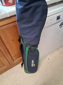 Golf clubs. Junior Golf Set For 9 To 12 Year Old. Collect In Dublin Or Receive Via Post.