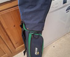 Golf clubs. Junior Golf Set For 9 To 12 Year Old. Collect In Dublin Or Receive Via Post.