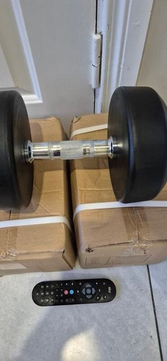 brand new 2x17.5kilo dumbbells