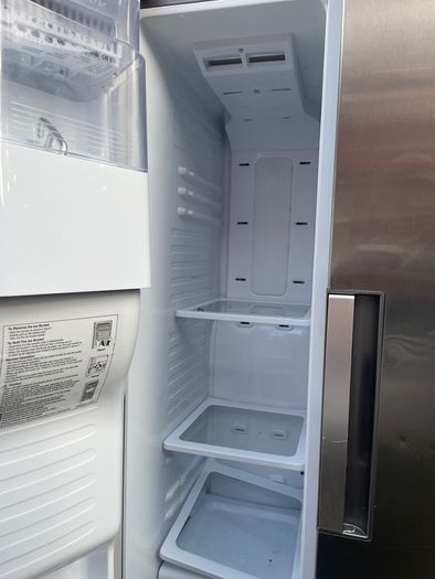Samsung American fridge freezer