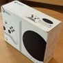 Xbox Series S 512gb Robot White - with controller, box and cables Image 8